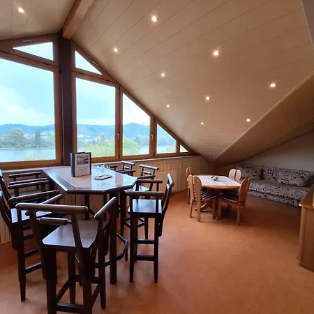 Am Rhein Apartamento Rhens