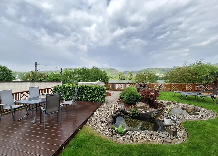 Am Rhein Apartment *